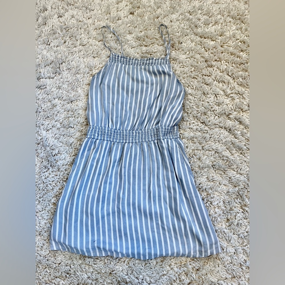 Abercrombie Kids blue and white striped dress in size 15/16